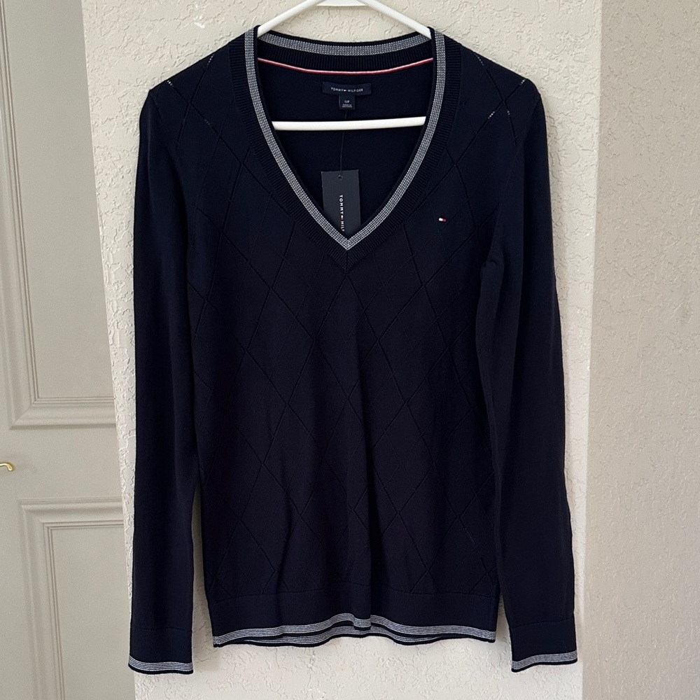 Tommy Hilfiger Women's Black V-Neck Sweater